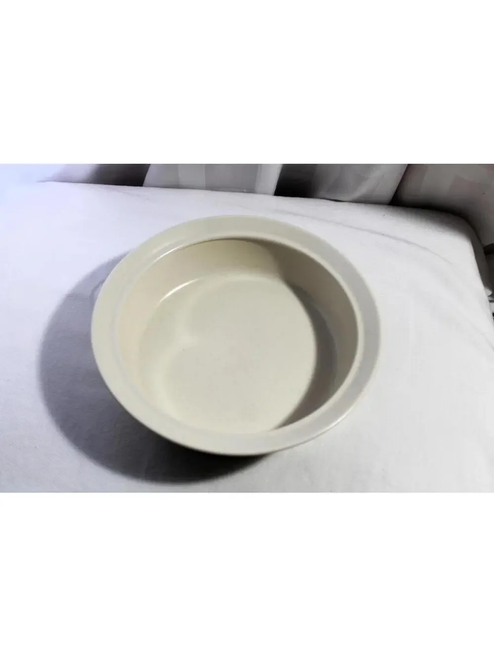 Pfaltzgraff Jamberry 1.5 Qt. Round Casserole (no lid)